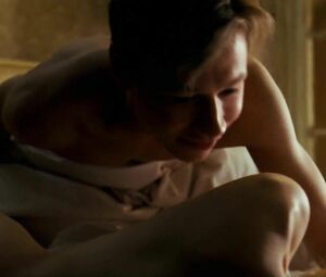 Hot movie performer Kate Winslet receives younger guy's cock in snatch in The Reader