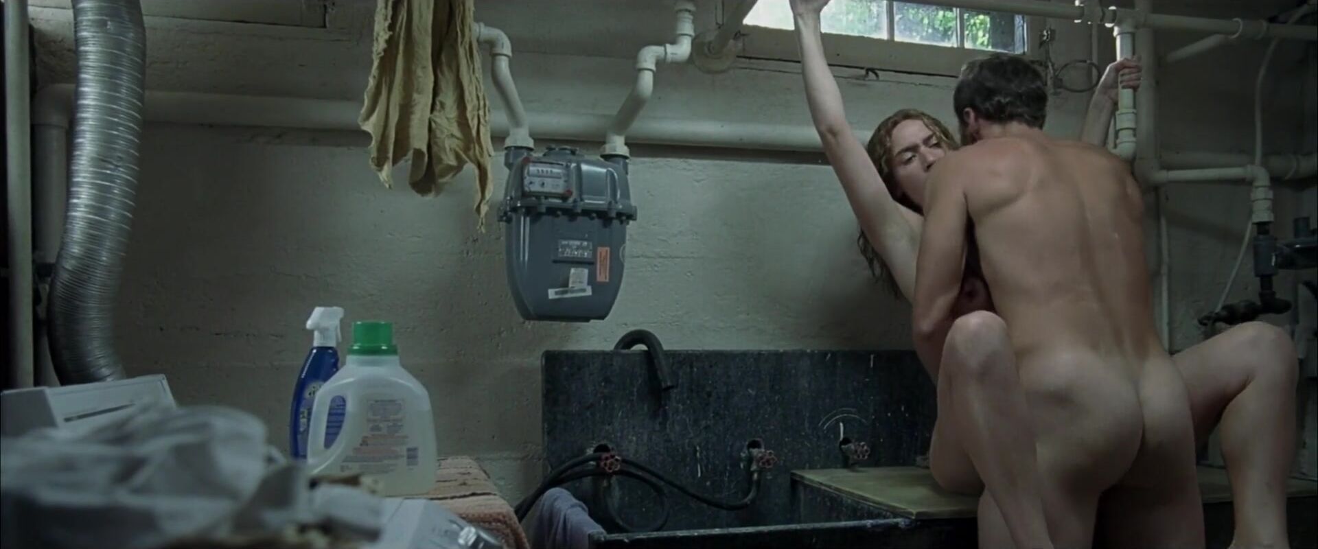 Little C celebrity Kate Winslet is fucked by Patrick Wilson in their cabin  (2006) Video » Best Sexy Scene » HeroEro Tube