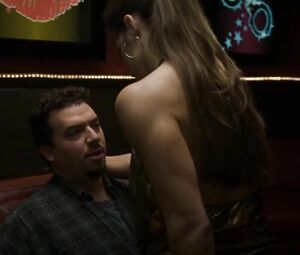 Bianca Kajlich is nympho who can't live without striptease in 30 Minutes or less (2011)