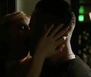 Scarlett Johansson is the tidbit for hungry for pussy men who want sex with her