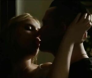 Scarlett Johansson is the tidbit for hungry for pussy men who want sex with her