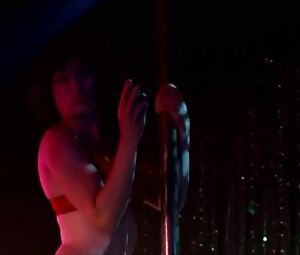 Striptease moment of Olivia Wilde who moves body on man's lap and moans for money