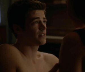 Slender Malese Jow in all her glory fails to get it on with the boyfriend of her dream