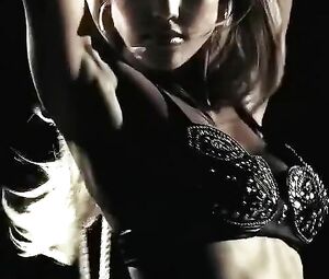 Sin City erotic scene with participation of Jessica Alba with lasso performing striptease
