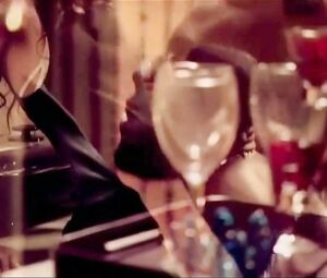 Enjoy hot sex scene of Ebony girl and black man who nails her on the kitchen table