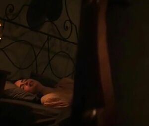 Sometimes Emilia Clarke can't resist booty call and allows co-star to fool around