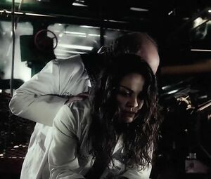 Doctor grabs Mila Kunis and hooks up with her in The Angriest Man in Brooklyn (2014)