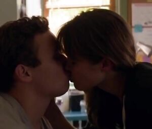 Teacher doesn't care if student wants to hook up with her in TV series Animal Kingdom