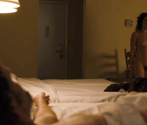 Sarah Stiles exposes skinny body and receives cock in snatch doggystyle in Get Shorty