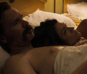 Sarah Stiles exposes skinny body and receives cock in snatch doggystyle in Get Shorty