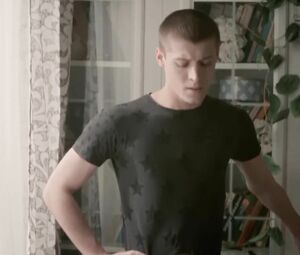 Yana Enzhaeva can't resistman and gets bonked by him in Russian version of Shameless
