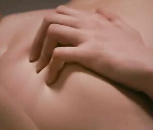 Celebs video of Adele Exarchopoulos and Lea Seydoux from Blue is the Warmest Colour