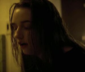 Sex moment of Kaitlyn Dever nude and Diana Silvers nude kissing and getting naked