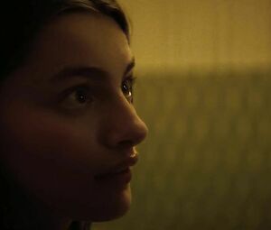 Sex moment of Kaitlyn Dever nude and Diana Silvers nude kissing and getting naked