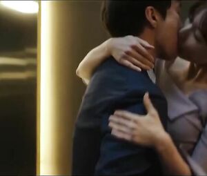 As it can be seen Korean actress has no complexes and likes to hook up in High Society