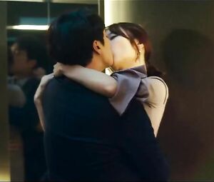 As it can be seen Korean actress has no complexes and likes to hook up in High Society