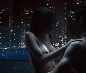 Dirty Asian Sulli Choi is hot so she adds spice to the Korean drama film Real (2017)