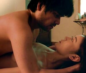 No problems for Ko Won with being drilled and murdered in Death in Desert (2015)