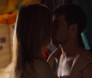 Hot scene compilation: Eden Ducourant in Pour Sarah s01 (2019)