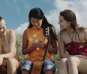 Topless Antonia Fotaras (Nina Fotaras) in Addio al nubilato (2021)