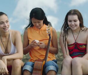 Topless Antonia Fotaras (Nina Fotaras) in Addio al nubilato (2021)