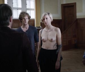 All I Never Wanted (2019): Mareile Blendl shows naked boobs