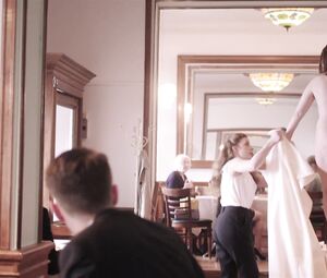 Naked Anna Grisebach enjoys public nudity in Die unsichtbare Frau (2019)