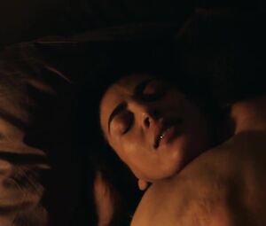Le Bureau des Legendes s05e07 (2020) - Zineb Triki sex scene