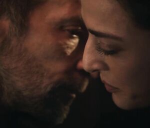 Le Bureau des Legendes s05e07 (2020) - Zineb Triki sex scene