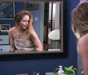 Sexy Olga Kalicka scenes from Rodzinka (2017)