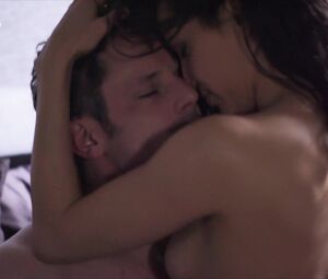 Alles was zahlt e3660 (2021) | Sexy Lisandra Bardel scenes