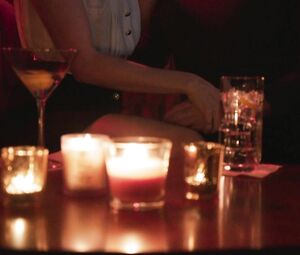 Sexy TV scene: Molly Bernard in Younger s07e11 (2021)