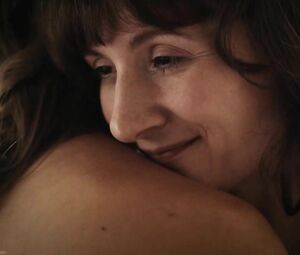 Naomi O'Taylor naked with another lady in Hunajaa (2020)
