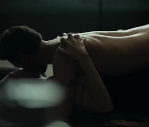 Tato Alexander, etc. Sexy scenes from Como Sobrevivir Soltero s01 (2020)