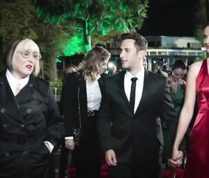 Tato Alexander, etc. Sexy scenes from Como Sobrevivir Soltero s01 (2020)