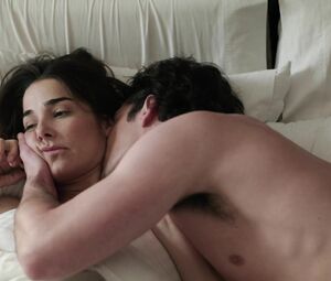 Estocolmo s01e02 (2016) - sexy Marcela Caldeira undressing and more