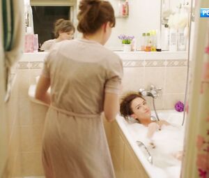 Sexy Aleksandra Vlasova in Snedronningen s01e01-02 (2020)