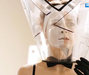 Sexy Aleksandra Vlasova in Snedronningen s01e01-02 (2020)