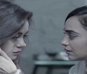 Lesbo Nehal Vadoliya sex scenes from The Typewriter (2019)