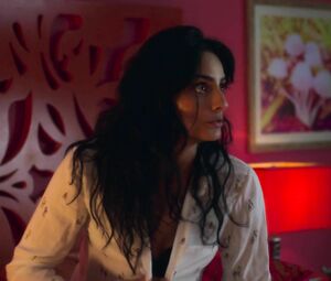 Sexy scenes from The House of Flowers s01e11 (2019) - Aislinn Derbez and more