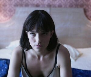 Losing Alice s01e07 (2021) - Sexy scenes with Lihi Kornowski