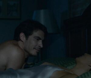 Fully naked Prakriti Maduro from La noche de las dos lunas (2018)