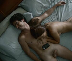 Fully naked Prakriti Maduro from La noche de las dos lunas (2018)