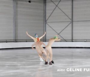 Shameless Celine Fuhrer shows everything in Apnee (2016)