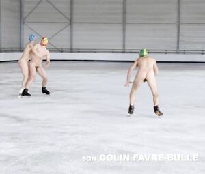 Shameless Celine Fuhrer shows everything in Apnee (2016)