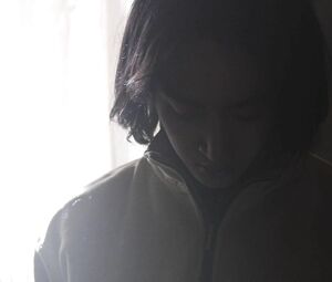 Nude Shiori Doi ravaged in River's Edge (2018)