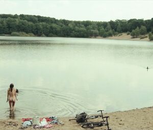 Stella Vivien Dhingra and others go nude in Easy Love (2019)