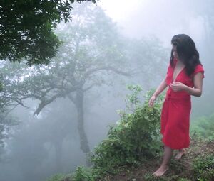 Naked and sexy Sharon Barboza scenes from El Jardin de Relojes (2019)