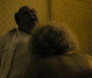 Sexy Maggie Gyllenhaal screws a fat man to death - The Deuce s01e04 (2017)