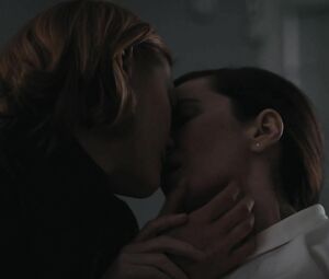 Explicit sex scene: Louisa Krause in The Girlfriend Experience s02e05 (2017)